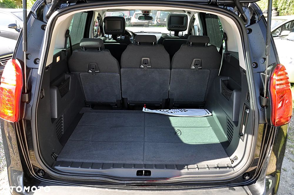 Peugeot 5008 2.0 HDi Family - 32