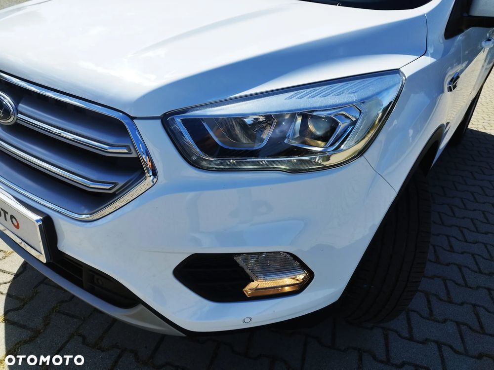 Ford Kuga 1.5 EcoBoost 2x4 Titanium - 13