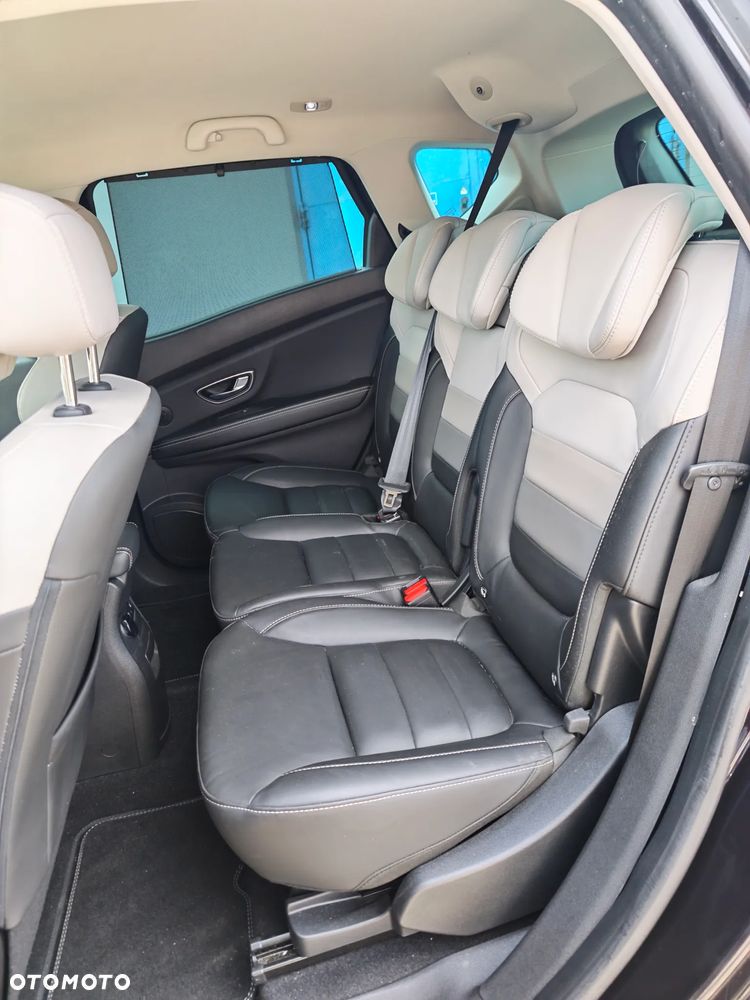 Renault Scenic - 16