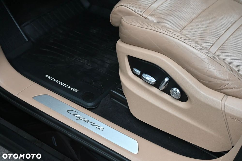 Porsche Cayenne S Platinum Edition - 29