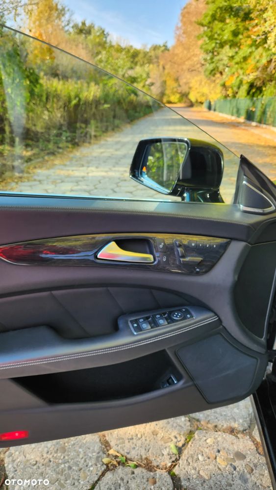 Mercedes-Benz CLS 500 4Matic BlueEFFICIENCY 7G-TRONIC - 11