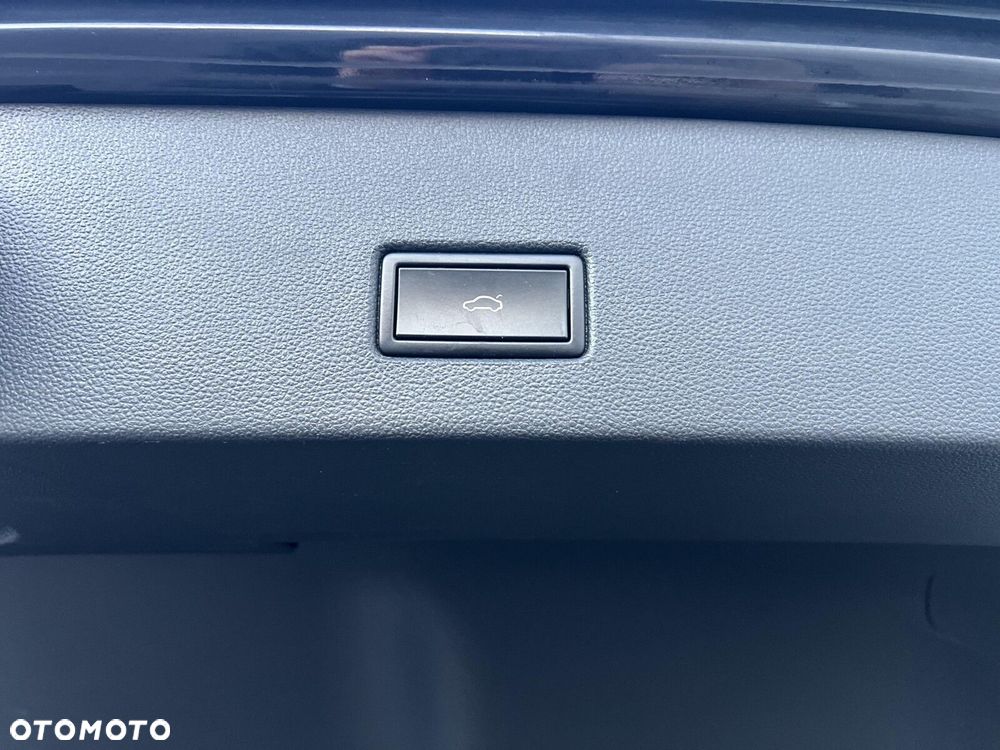 Volkswagen T-Roc - 26