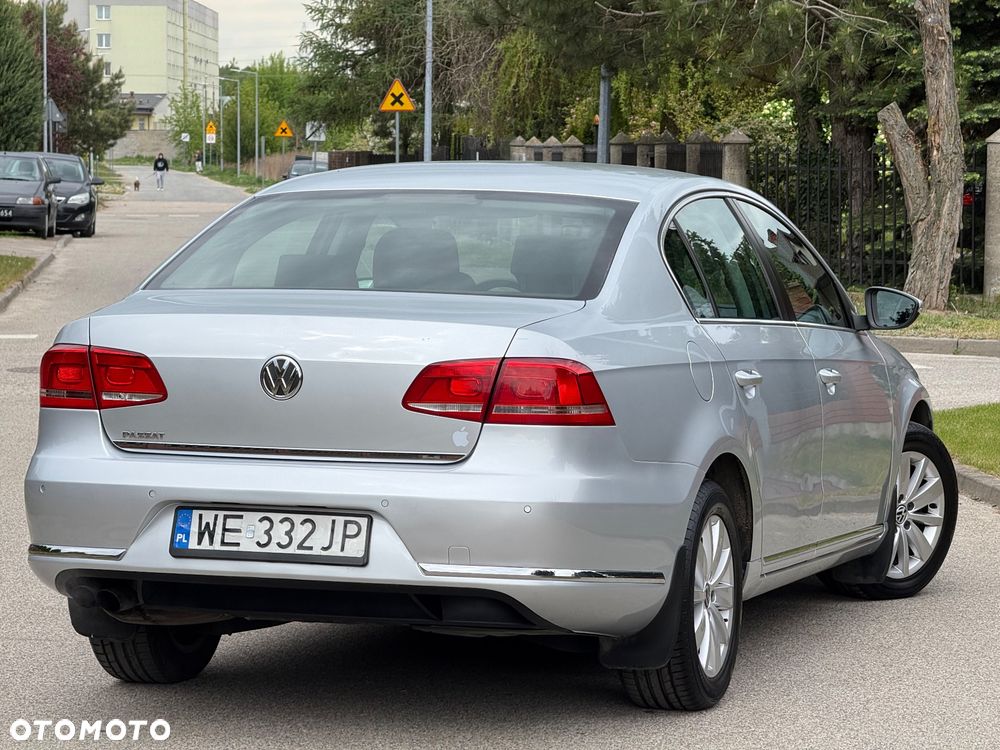 Volkswagen Passat 1.8 TSI Comfortline DSG - 2