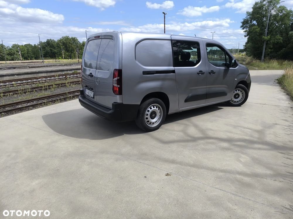 Opel Combo 1.5 CDTI Essentia S&S - 4
