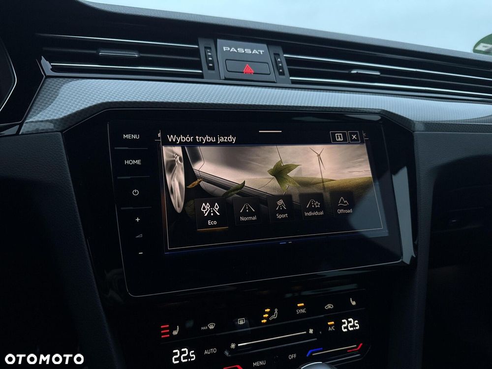 Volkswagen Passat - 21