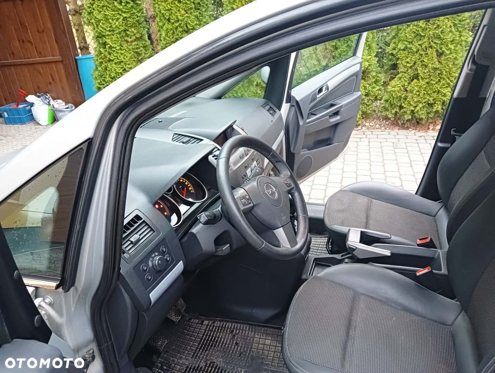 Opel Zafira 1.9 CDTI Cosmo - 5