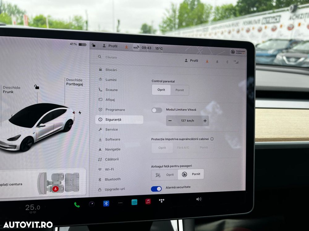 Tesla Model 3 - 33