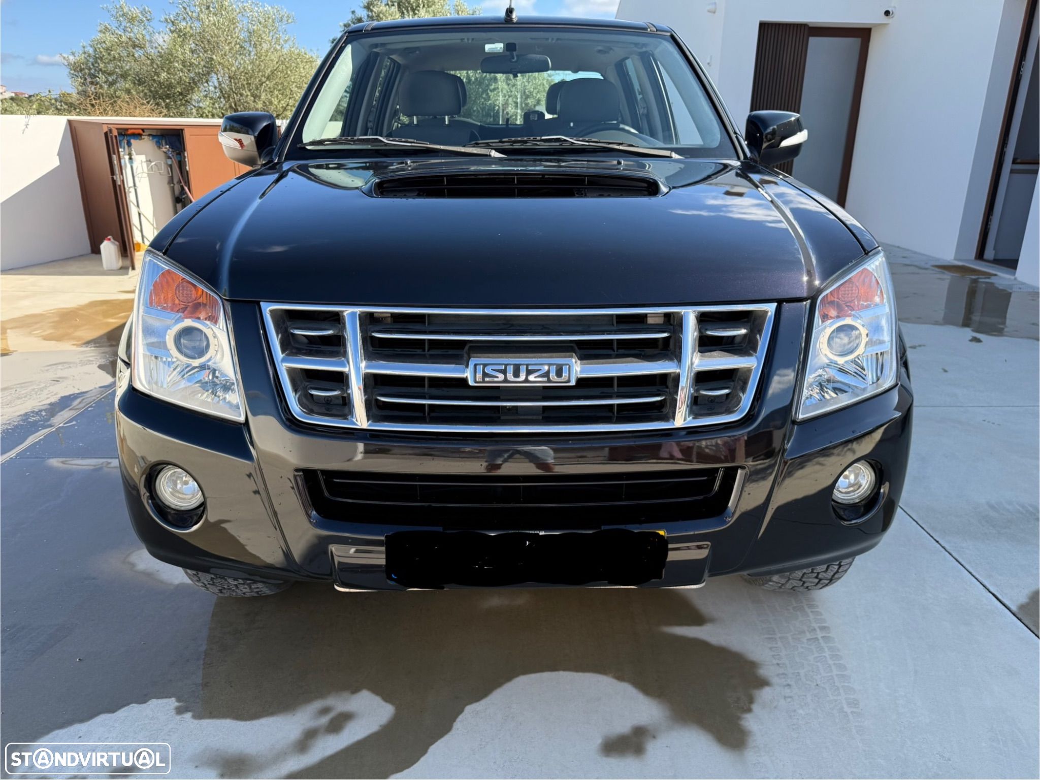 Isuzu D-Max 2.5 DTi CD 4WD LS - 1