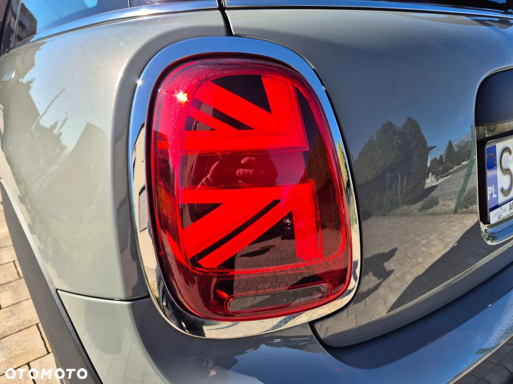 MINI ONE 60 Years - 23