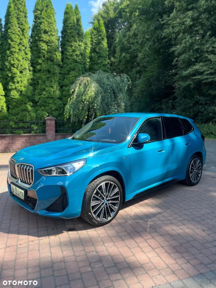 BMW iX1 xDrive30 M Sportpaket - 5