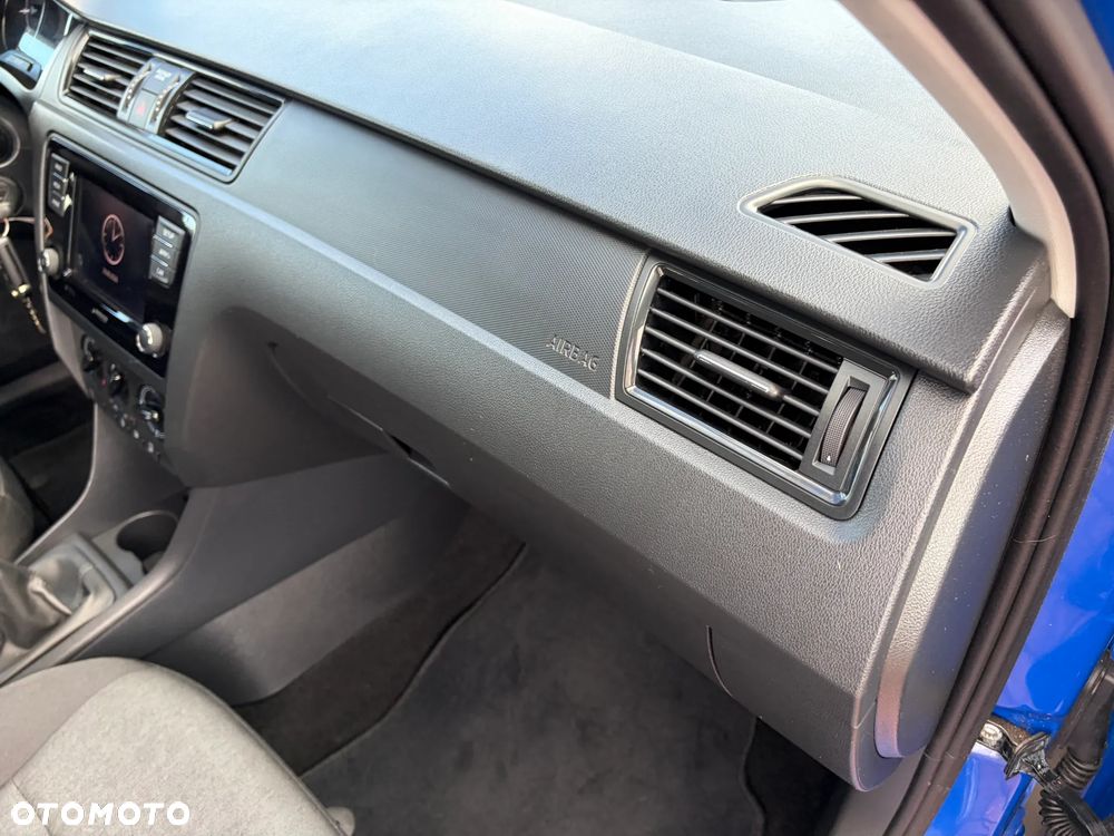 Skoda RAPID - 19