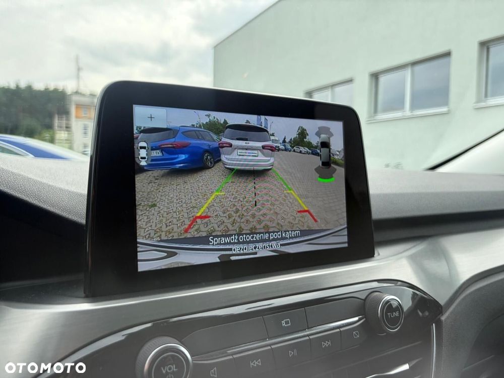 Ford Kuga - 6