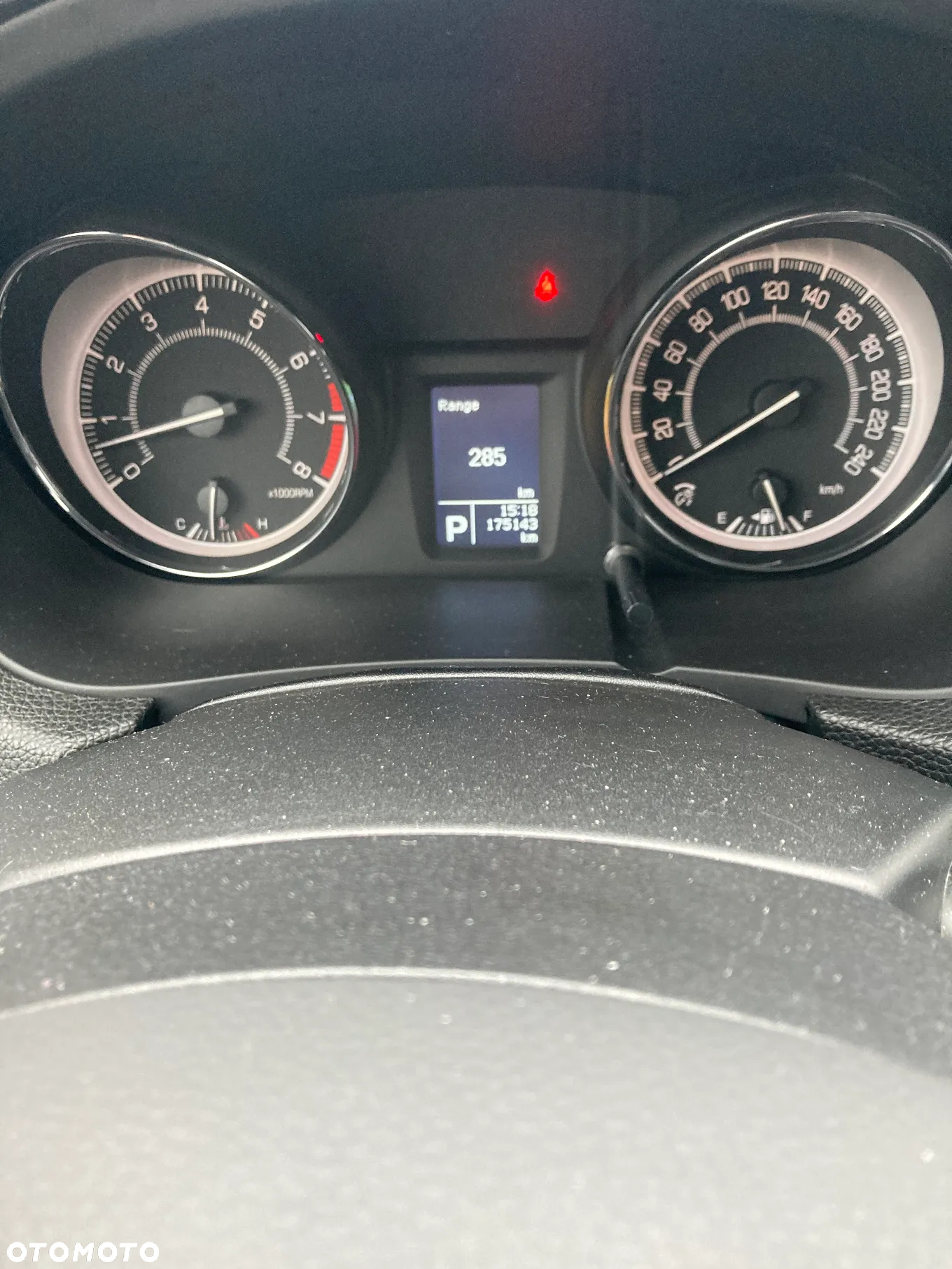 Suzuki Kizashi 2.4 4x4 CVT Sport - 12