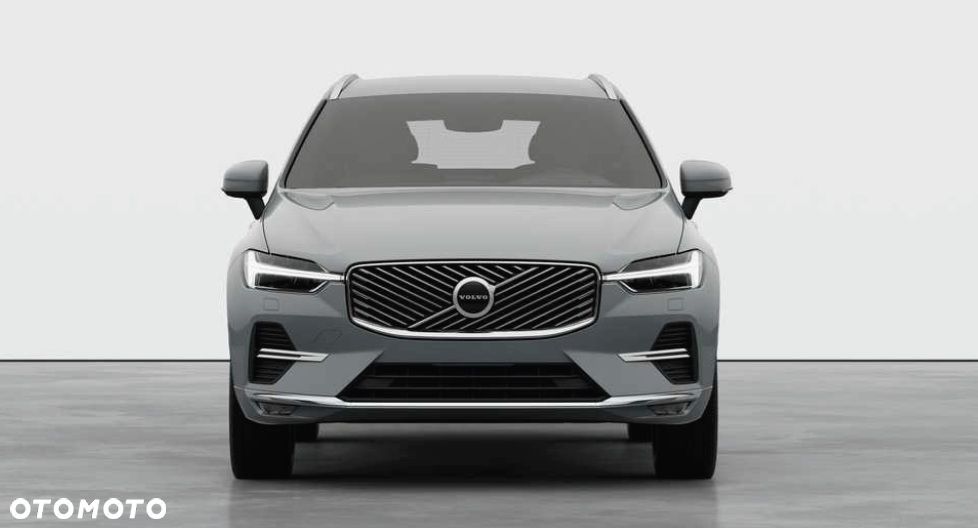 Volvo XC 60 B5 B AWD Plus Bright - 3