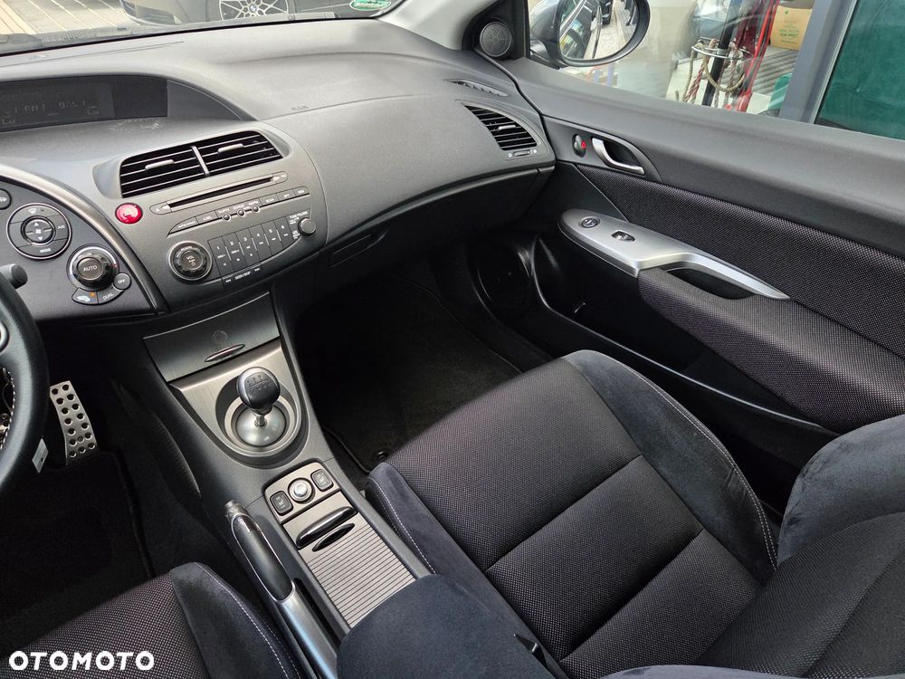 Honda Civic 1.8i-VTEC Type S - 19