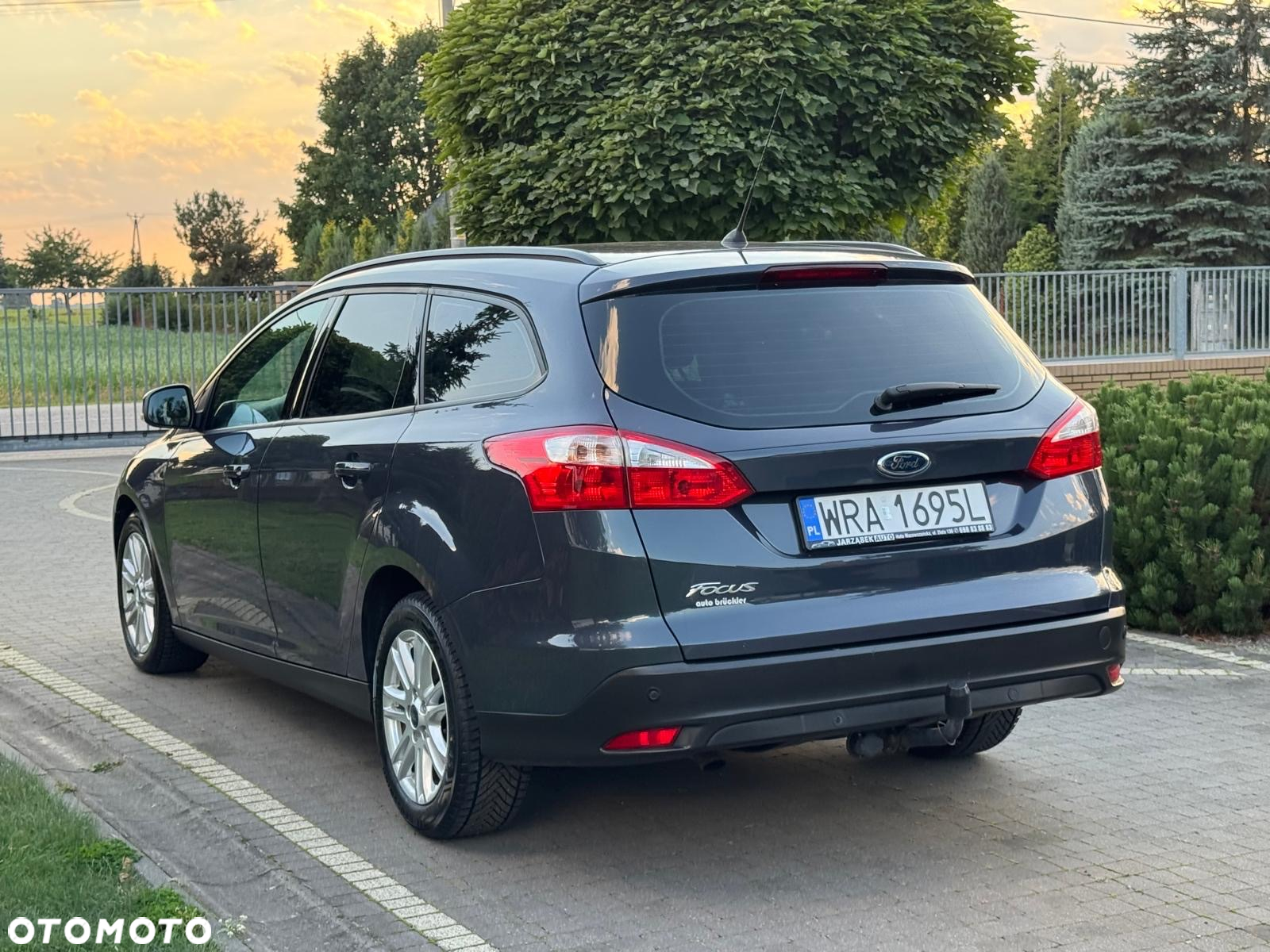 Ford Focus 1.6 TDCi DPF Champions Edition - 9
