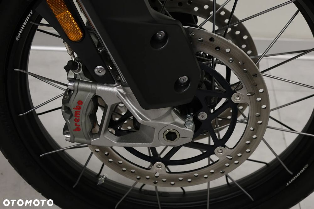 Triumph Tiger - 26