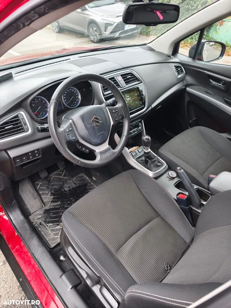 Suzuki SX4 - 5
