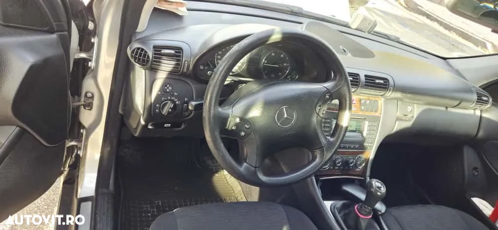 Mercedes-Benz C 200 CDI Classic - 14