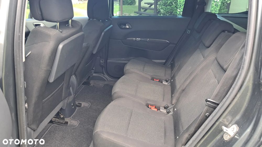 Peugeot 5008 155 THP Active - 14