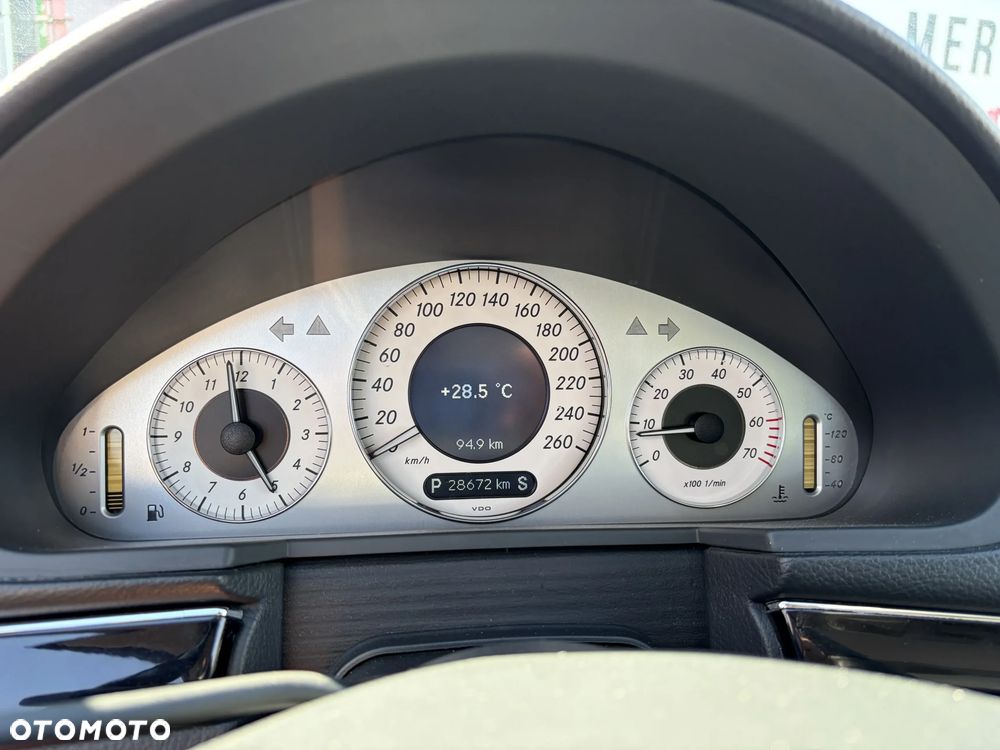 Mercedes-Benz Klasa E 500 Avantgarde - 17