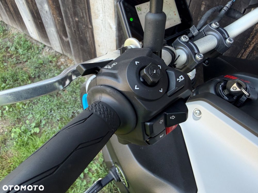 Yamaha MT - 26