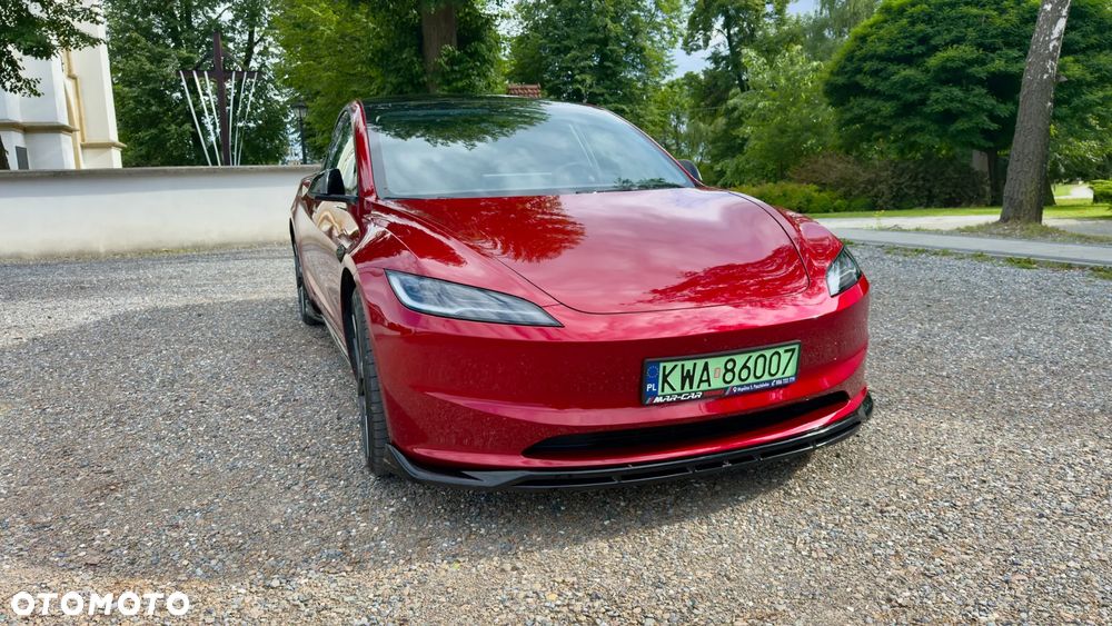 Tesla Model 3 - 12