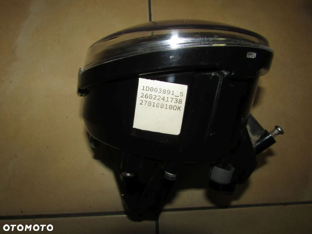 Vespa GTV 300 hpe 2024 lampa przód reflektor - 2