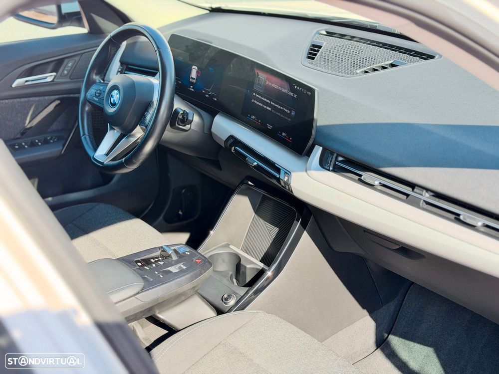 BMW iX1 xDrive30 - 10