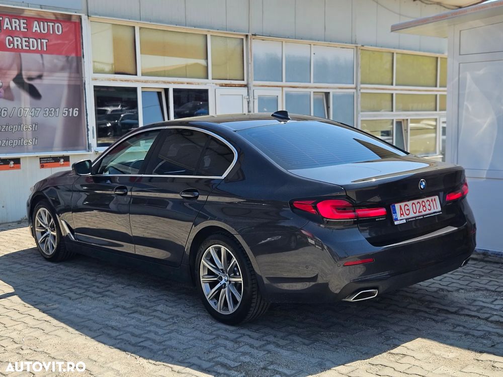 BMW Seria 5 520d Aut. Sport Line - 13