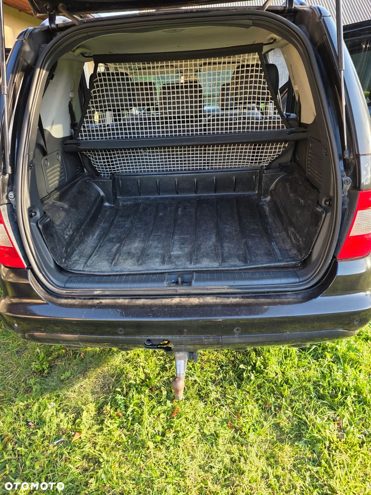 Mercedes-Benz ML - 13