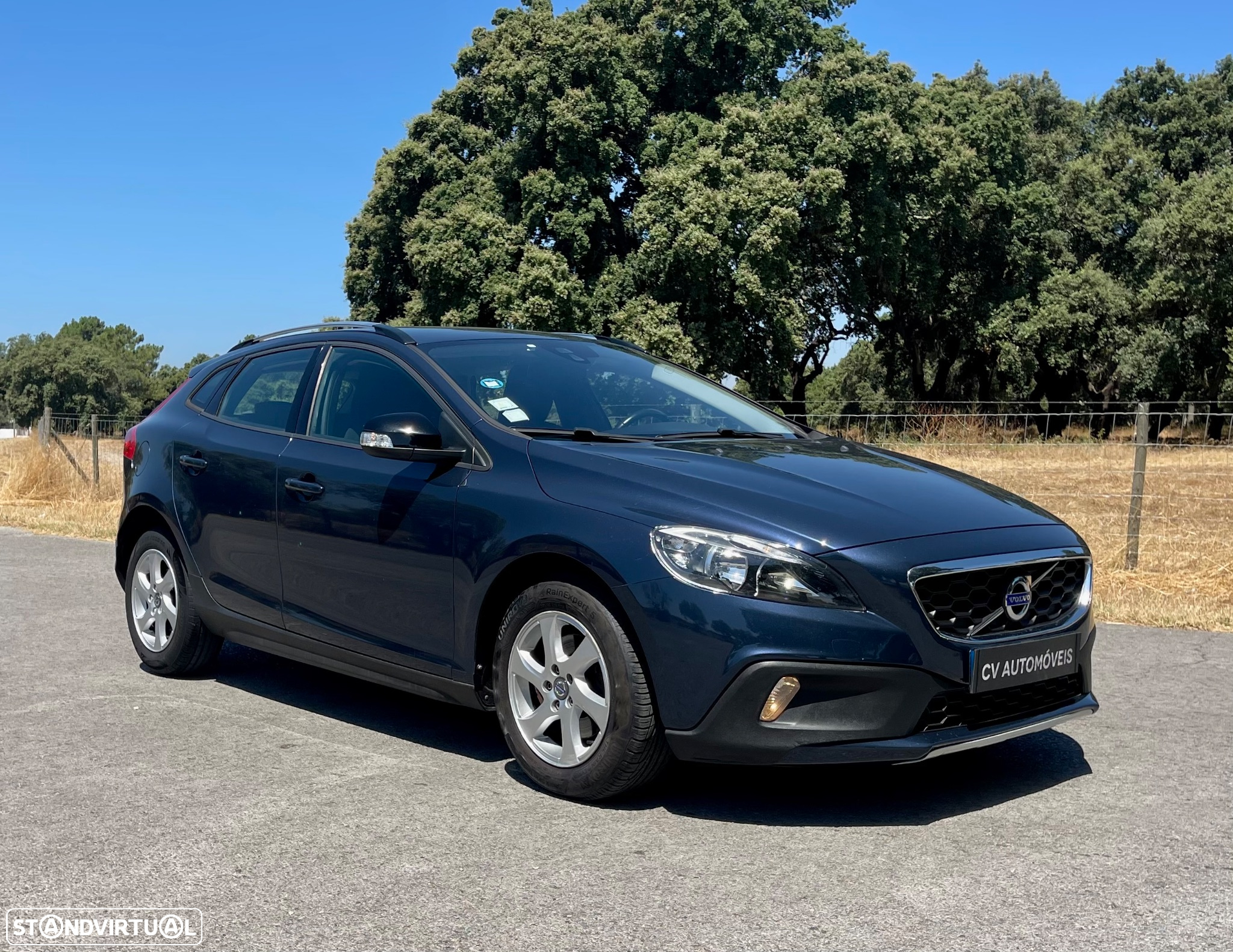 Volvo V40 Cross Country 1.6 D2 Momentum - 3