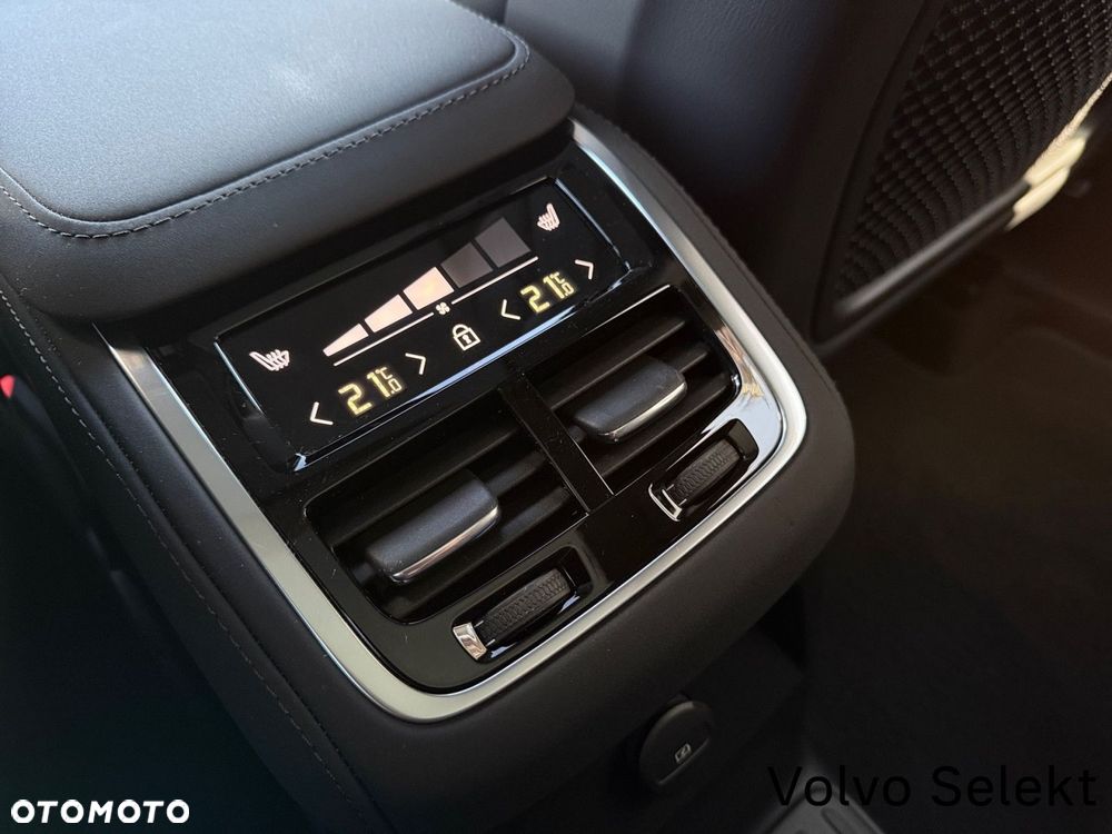 Volvo XC 90 - 16
