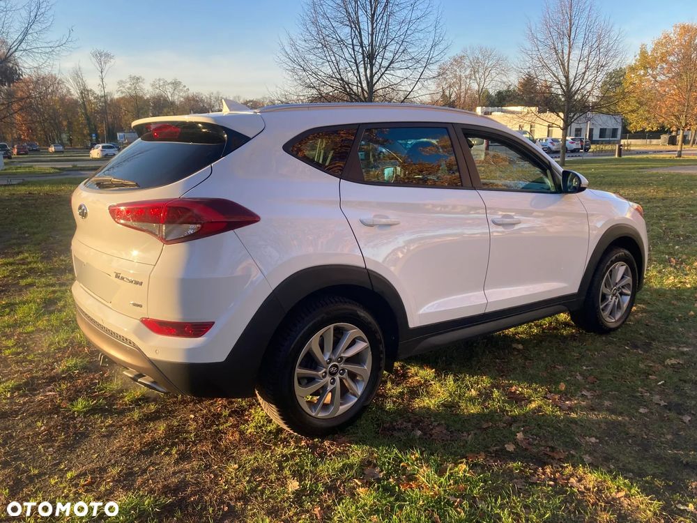 Hyundai Tucson 1.6 Turbo 4WD Advantage - 12