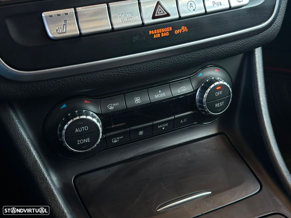 Mercedes-Benz A 180 d AMG Line Aut. - 24