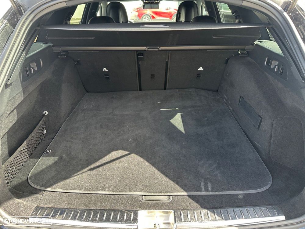 Mercedes-Benz E 220 d - 11