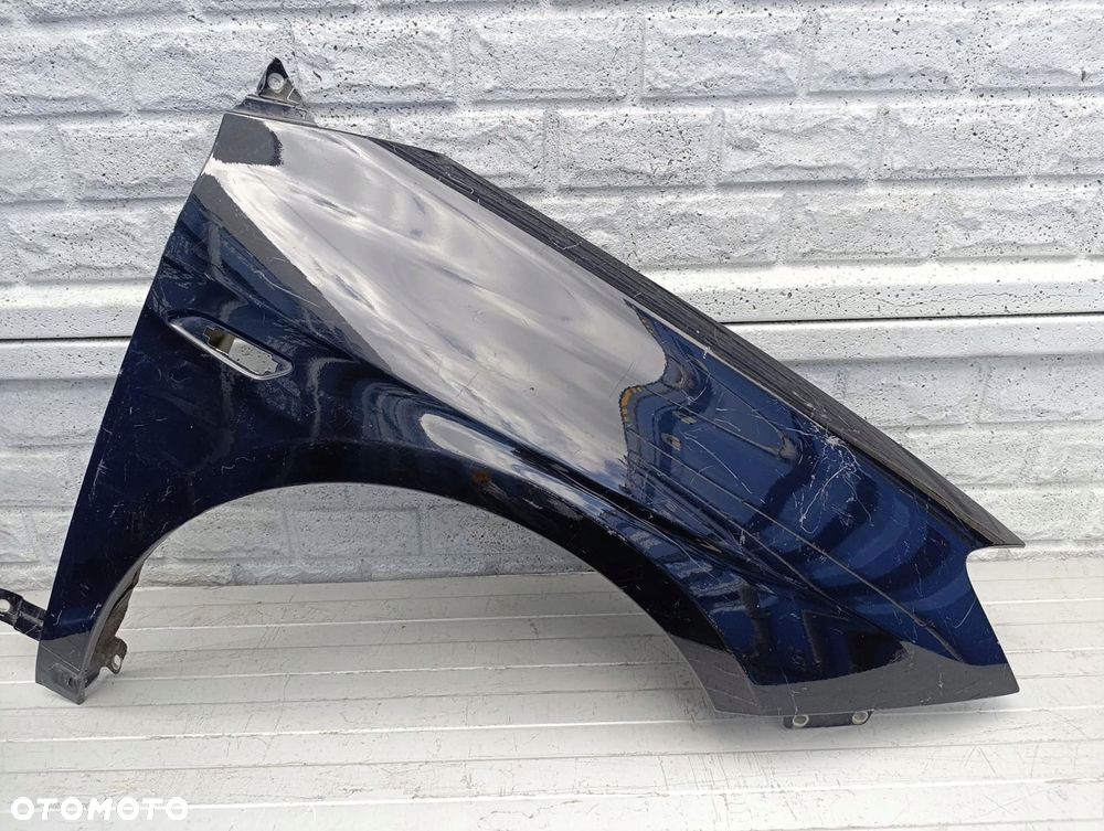 lancia delta 08-14 błotnik przedni prawy oryginał - 1