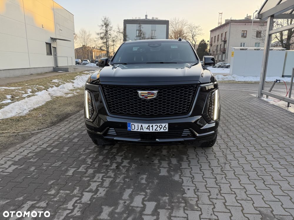 Cadillac Escalade - 8