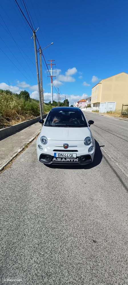 Abarth 500 1.4 T-Jet Competizione - 12