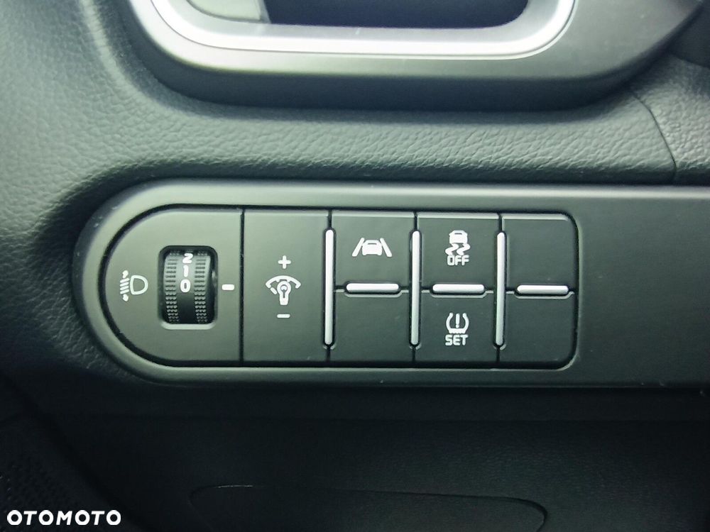 Kia XCeed - 20