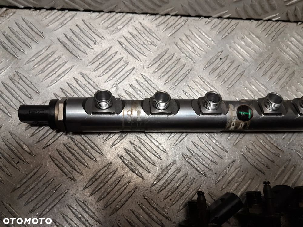 BMW E92 UKŁAD WTRYSKOWY LISTWA WTRYSKOWA 3.0 DIESEL N57 780012401 7805428-01 - 2