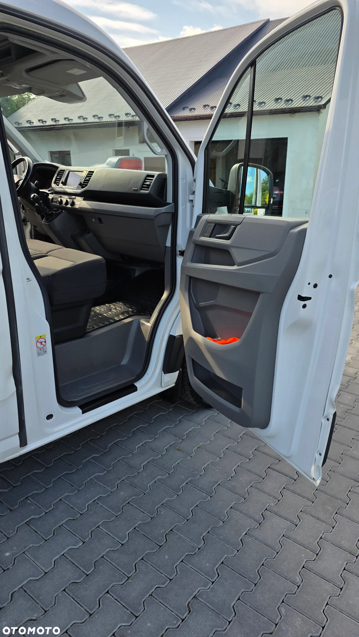 Volkswagen Crafter - 25