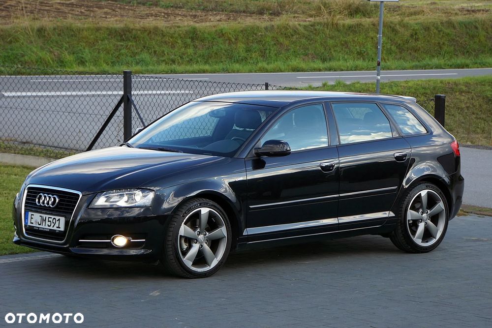 Audi A3 Sportback 2.0 TDI DPF S line Sportpaket plus - 11