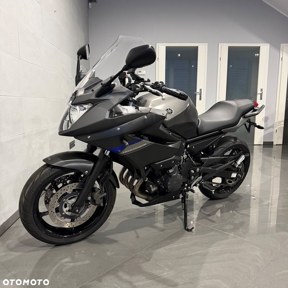 Yamaha XJ - 11