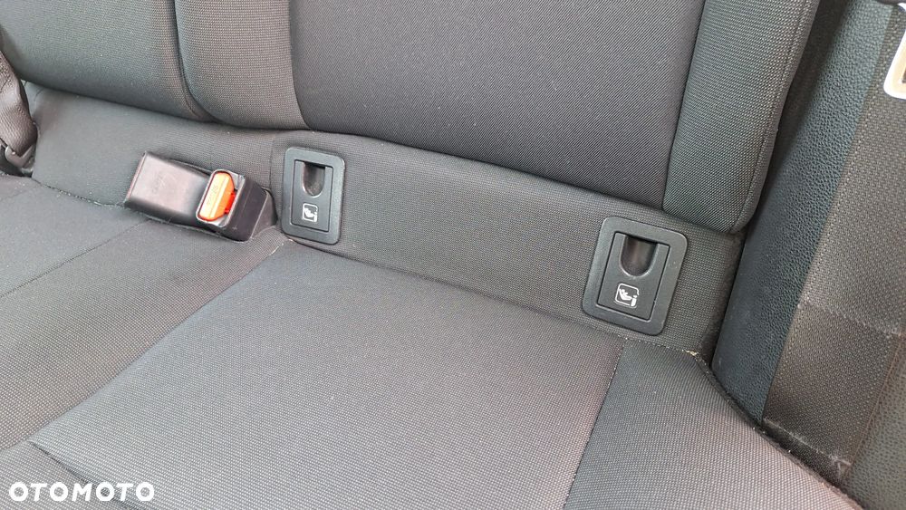 Toyota Corolla 1.6 Active - 19