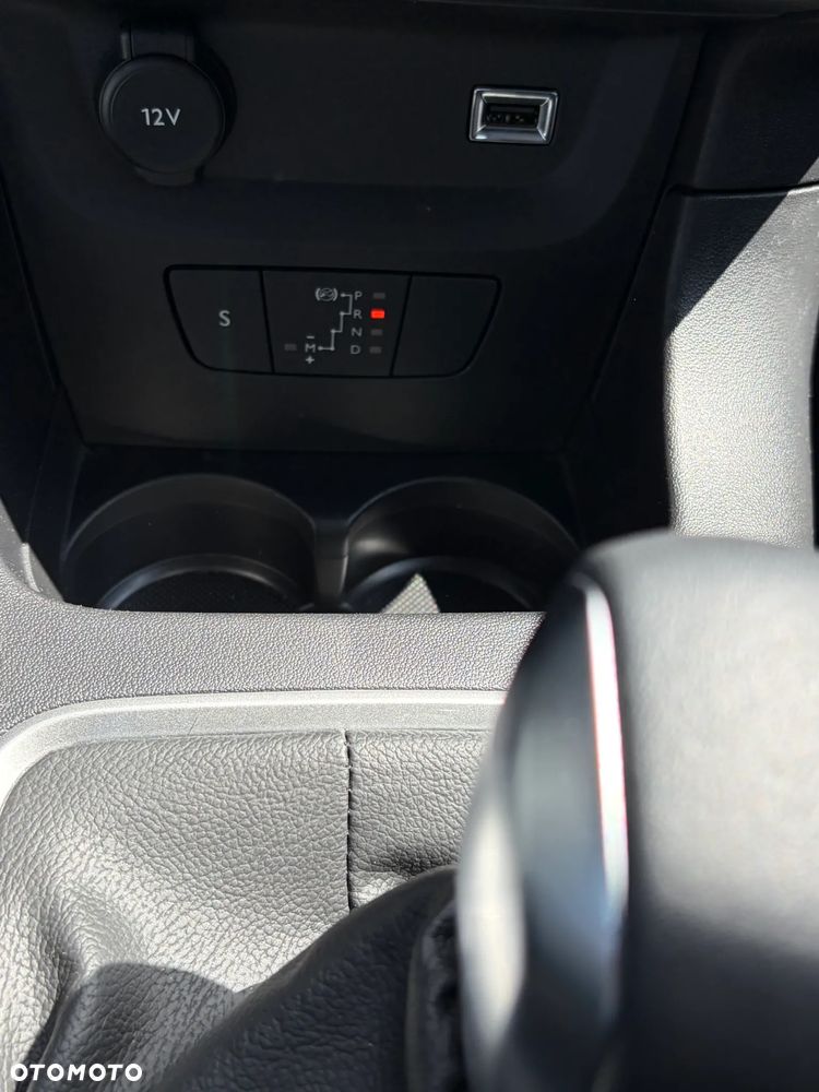 Citroën C3 1.2 PureTech Shine EAT6 - 16