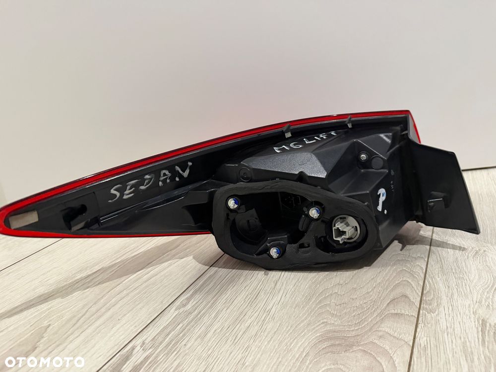 Mazda 6 Sedan Lampa Tylna Prawa GHK1-51150 - 4