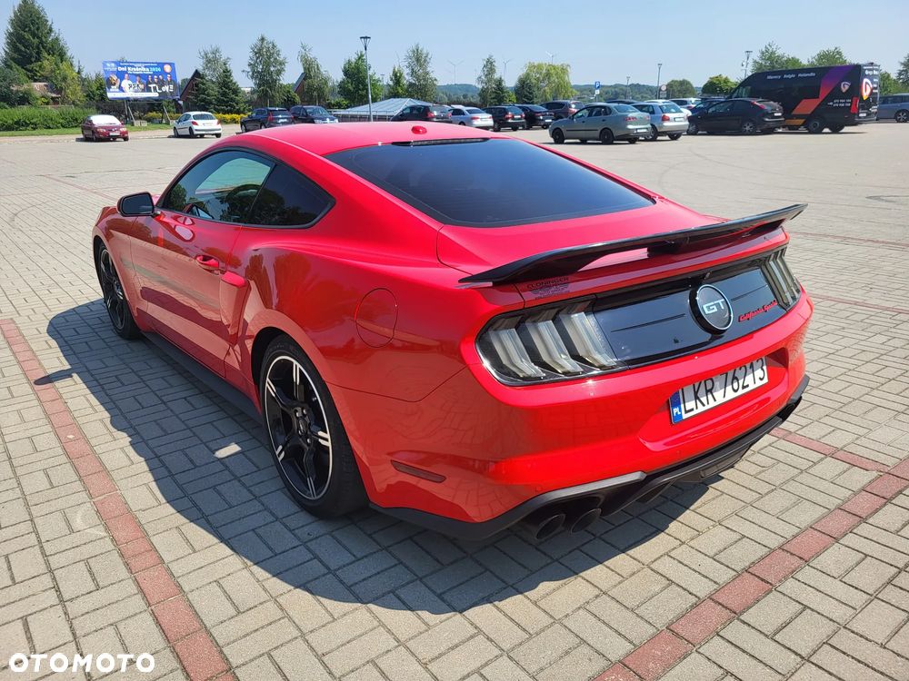 Ford Mustang 5.0 V8 GT - 5