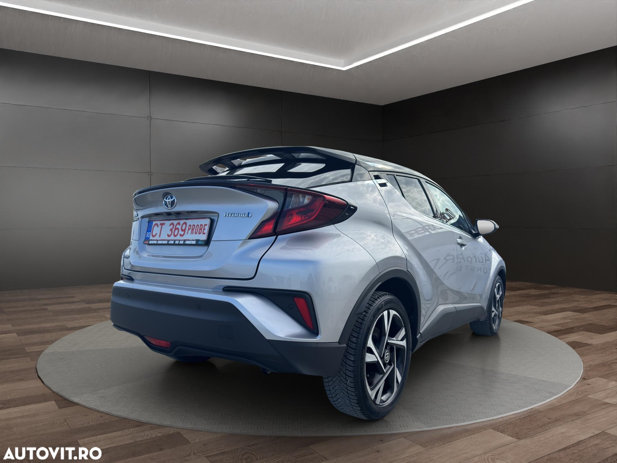 Toyota C-HR Hybrid Club - 4