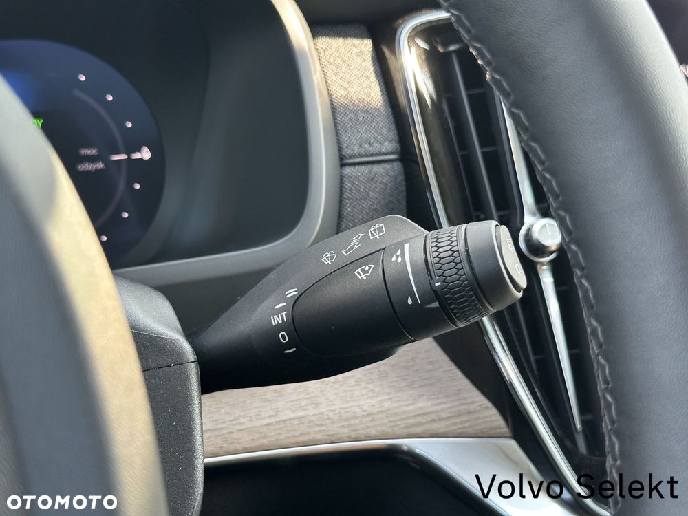 Volvo XC 90 - 25